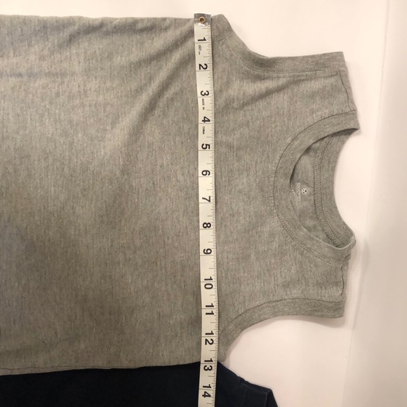 Boys 5T Old Navy Muscle Shirt Bundle - Picture 5 of 6
